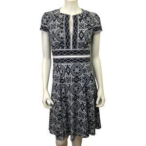 BCBG MAXARIA‎ SPLIT NECK FIT & FLARE DRESS SIZE 6